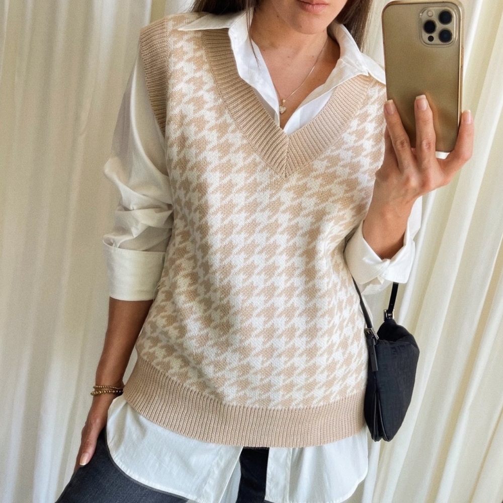 The Essential Houndstooth Sweater Vest - Picture 9 of 9